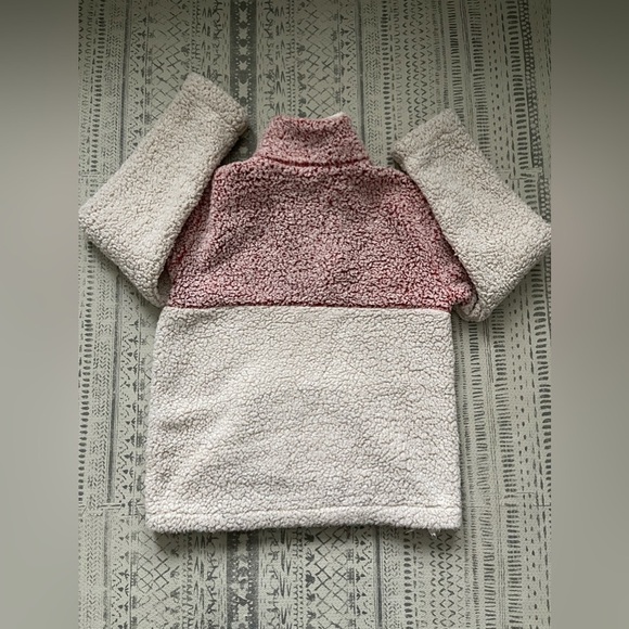 LOVE TREE FAUX FUR RED/CREAM ZIPPER PULLOVER SIZE L - Picture 5 of 6
